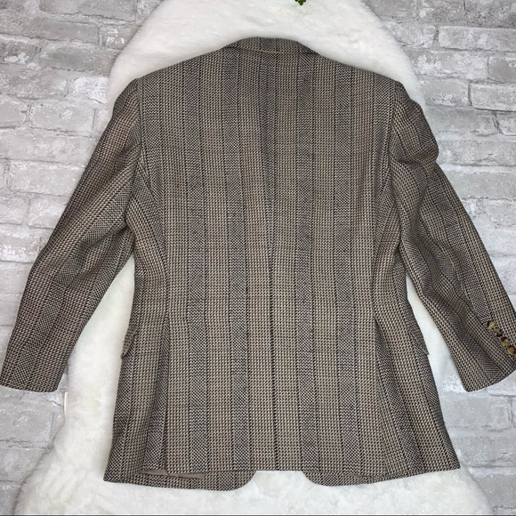 Burberry VNG Suit Jacket - Picture 2 of 16